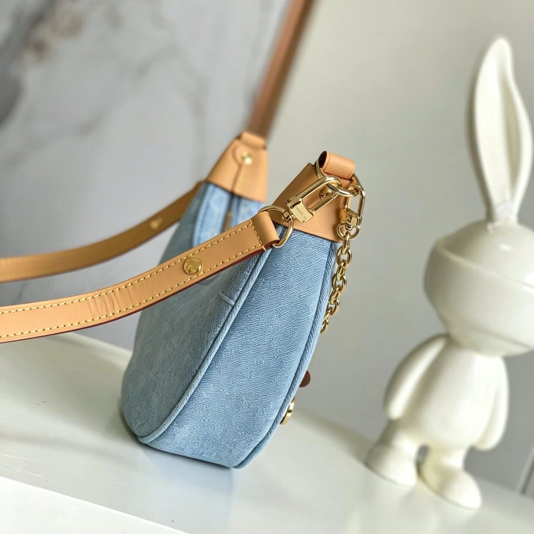 Luxury Bags Blue - 라이트 블루 자카드 데님 크레센트 호보백,