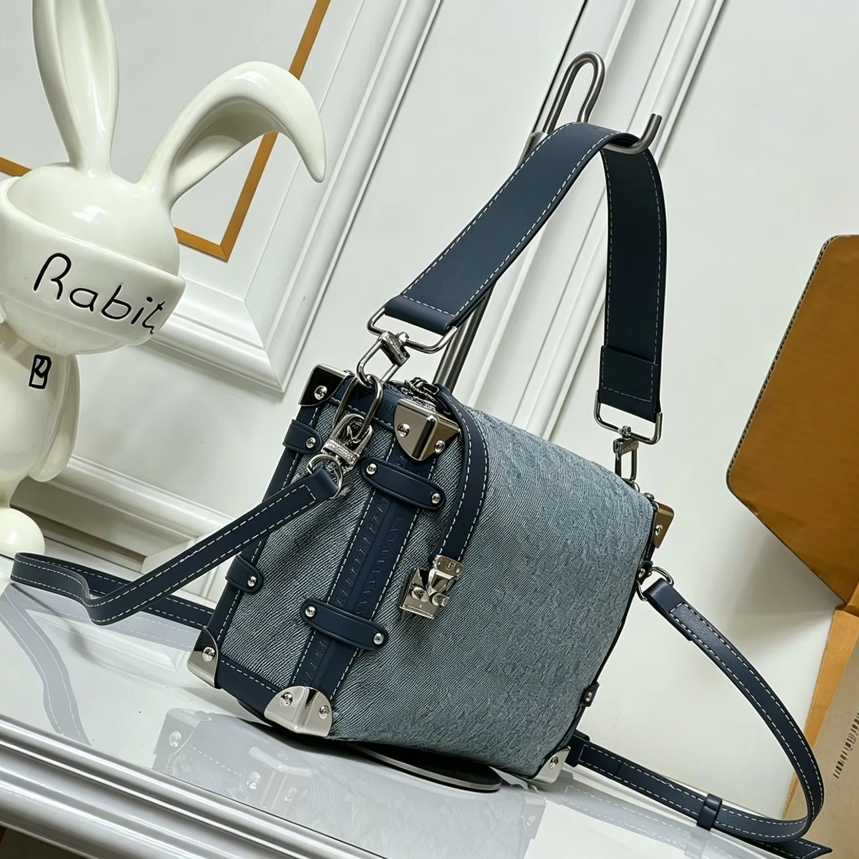 Luxury Bags Blue - 블루 자카드 데님 미니 트렁크 백,